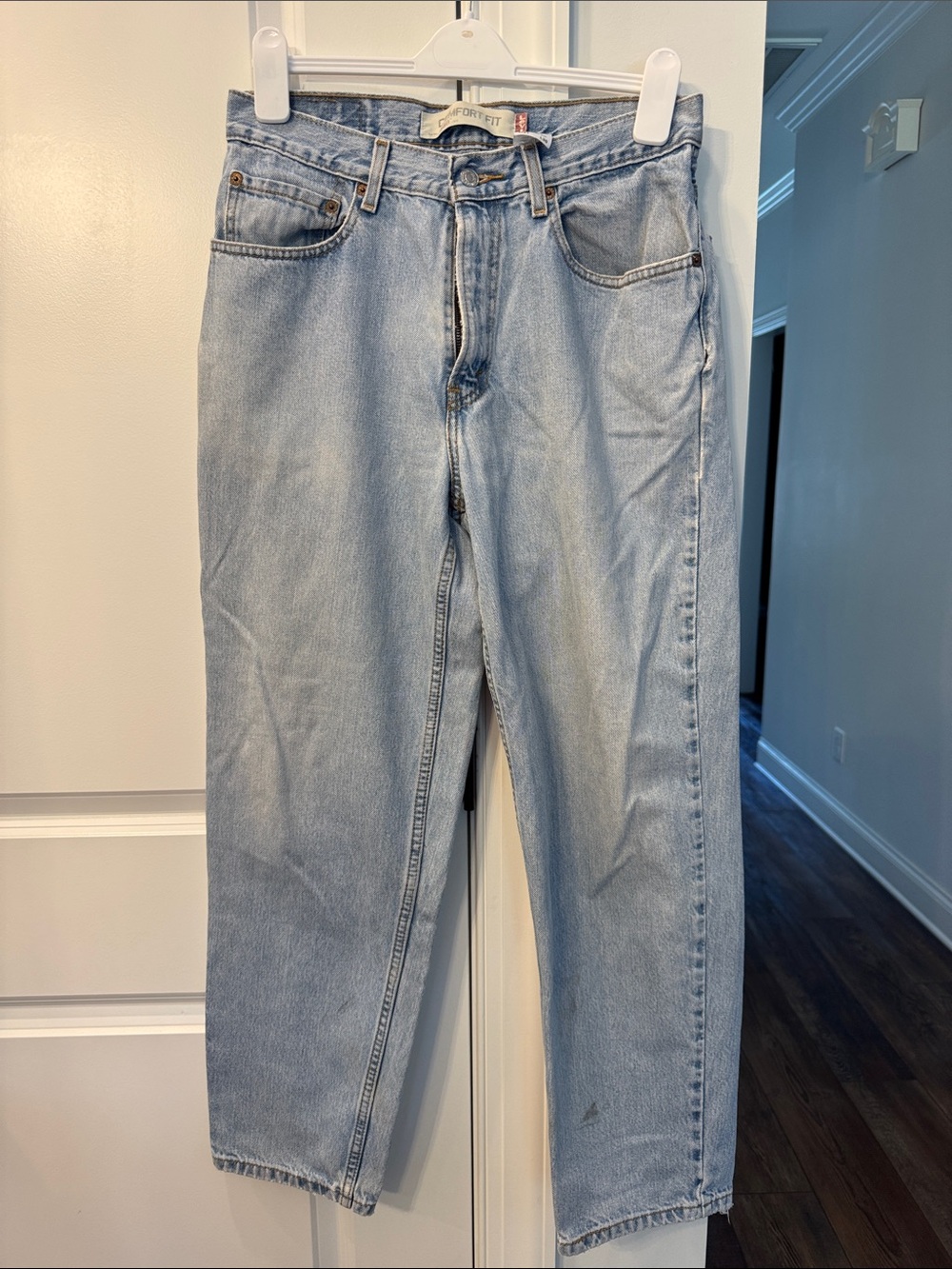 Y2K-Levi's Light Blue Comfort Fit Jeans
